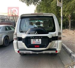 ميتسوبيشي باجيرو